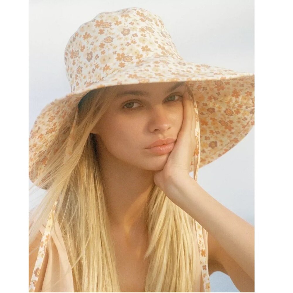 NWT Lack of Color Holiday Sun Hat Peach Bloom Cotton Bucket